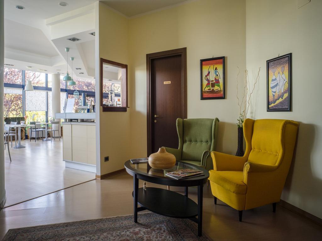 Hotel Select Atessa Εξωτερικό φωτογραφία