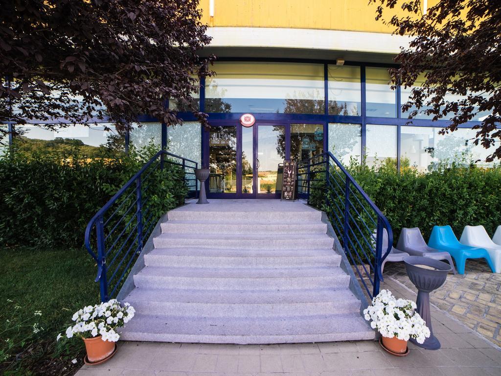 Hotel Select Atessa Εξωτερικό φωτογραφία