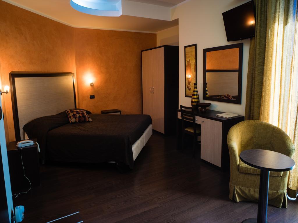 Hotel Select Atessa Εξωτερικό φωτογραφία