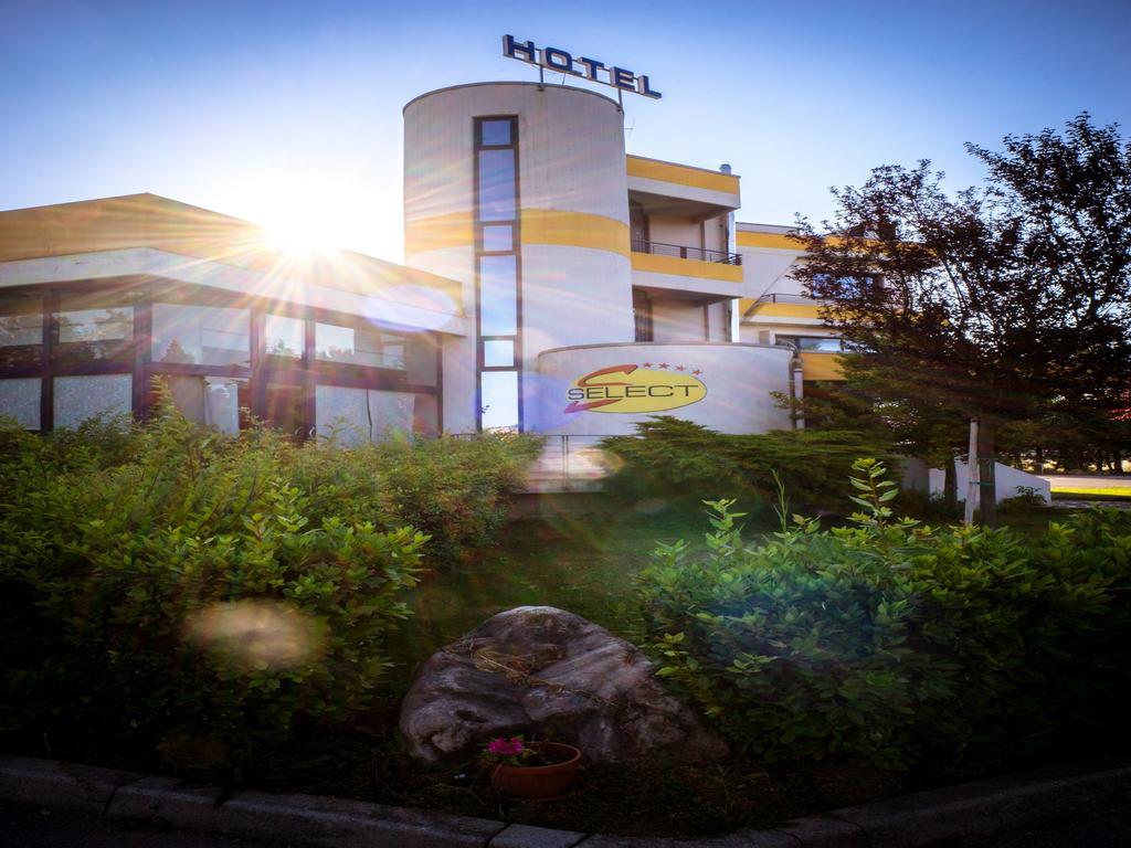Hotel Select Atessa Εξωτερικό φωτογραφία